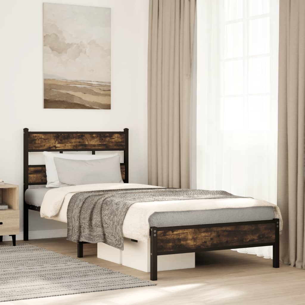 Bedframe Zonder Matras Bewerkt Hout